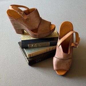 Naya Tan Women's Wedge Sandals